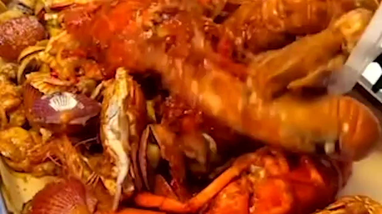 Tasty Lobster Cooking