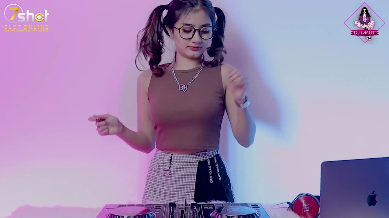 VIRAL!!! DJ SIAL MAHALINI