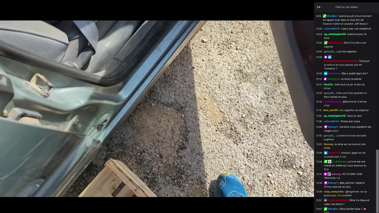 2023-03-10 (9bis) - 'J'ai une veine qui a explosé dans la cuisse' - Twitch Triskelina (avec chat)