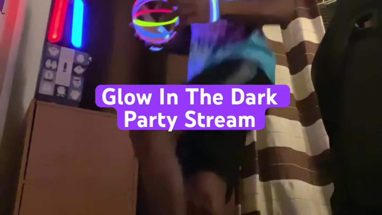 Stephen NOT Stefen Hosts Glow In The Dark Party For The First Time Live On Stream