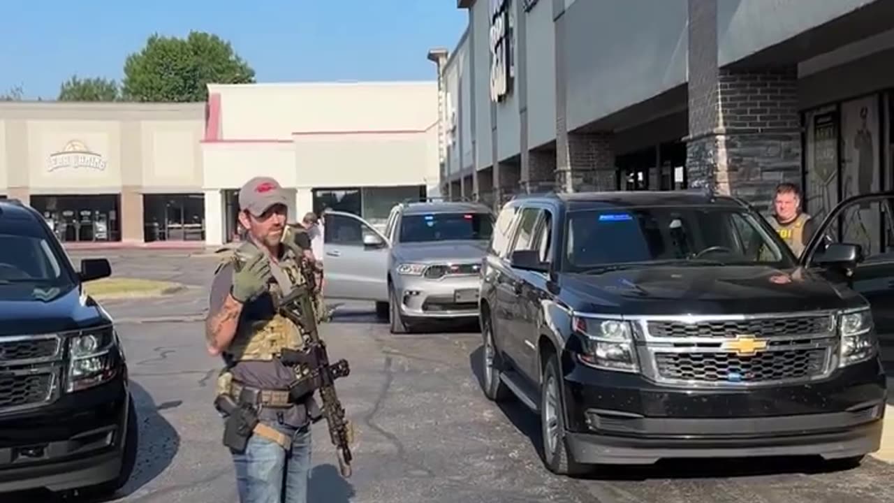 FBI Day Light Arrest J6 Protester!