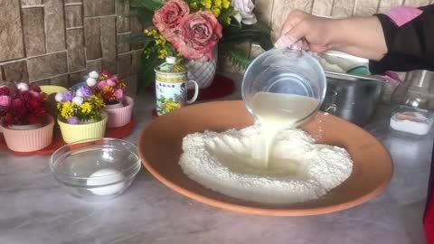 After watching this, you will never buy bread from the store again..! So puffy and delicious..!