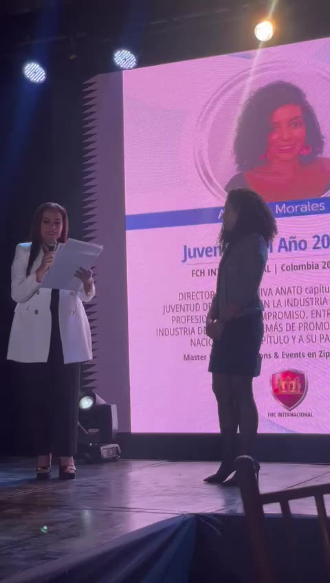 Premiación de Andreína Morales