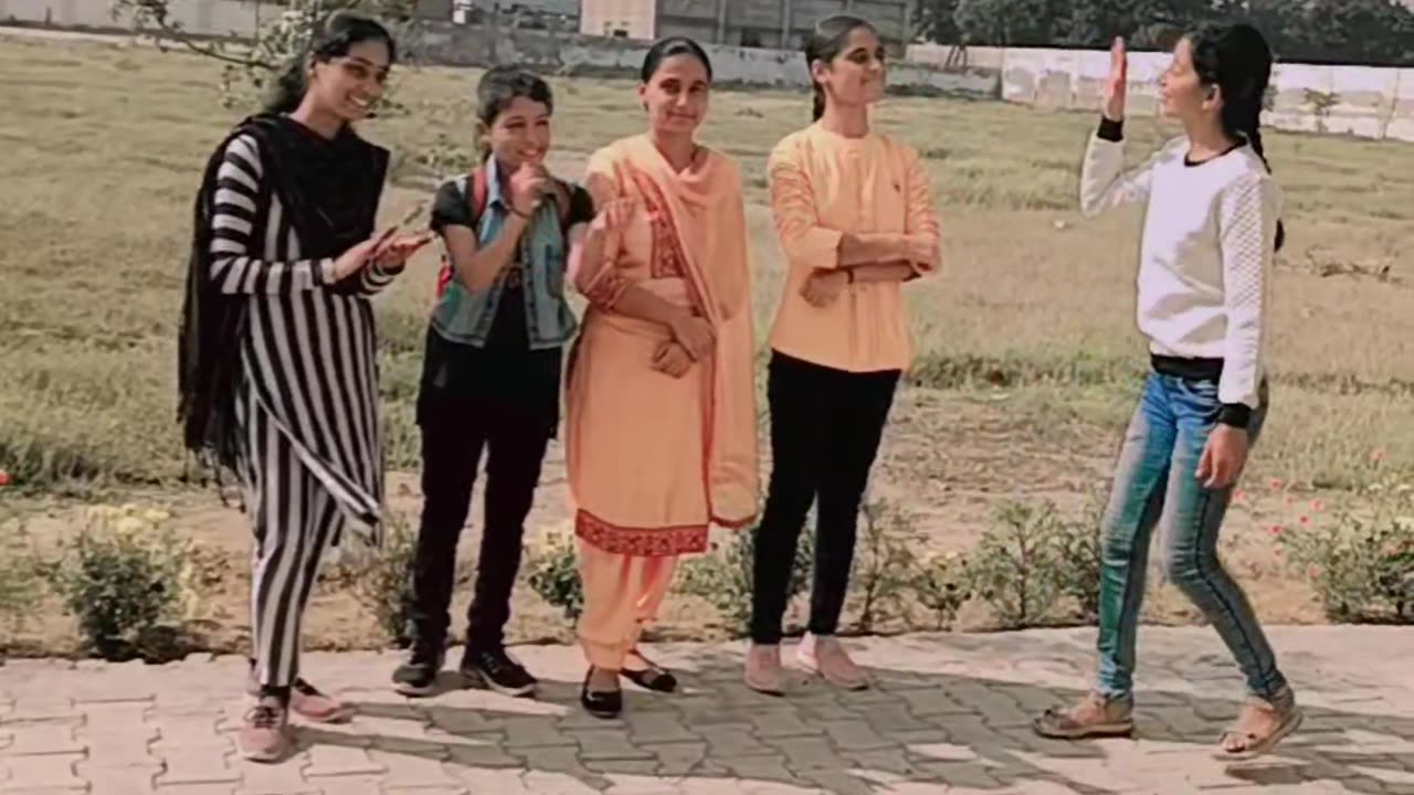सदा single रहो 😉😝😅😅😅😅🤭