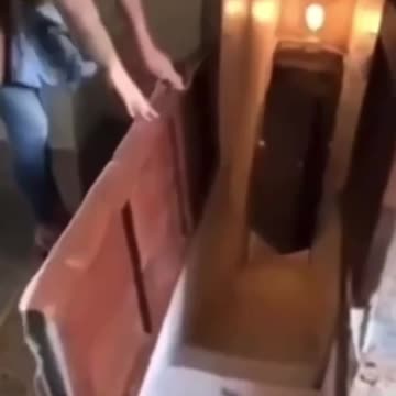 DESCUBREN TEMPLO SATÁNICO ESCONDIDO.