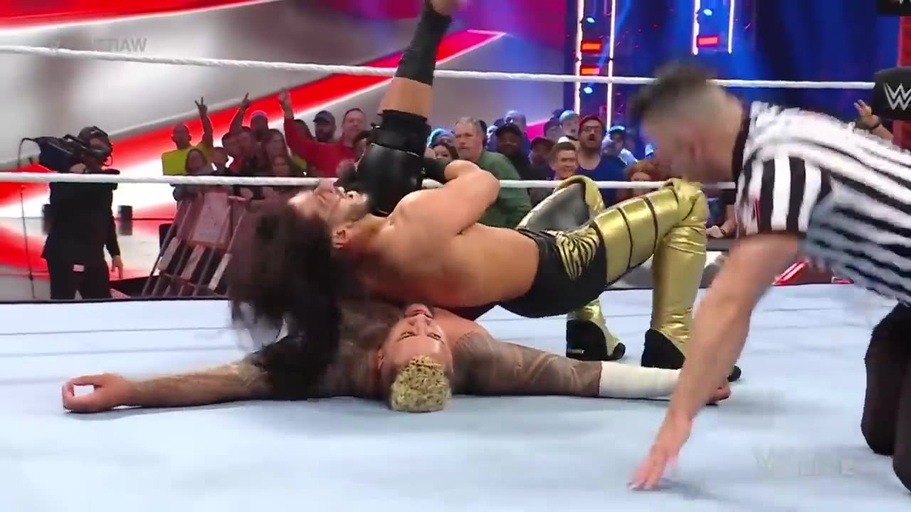 Mustafa Ali vs solo sikoa : raw. Jan 2023