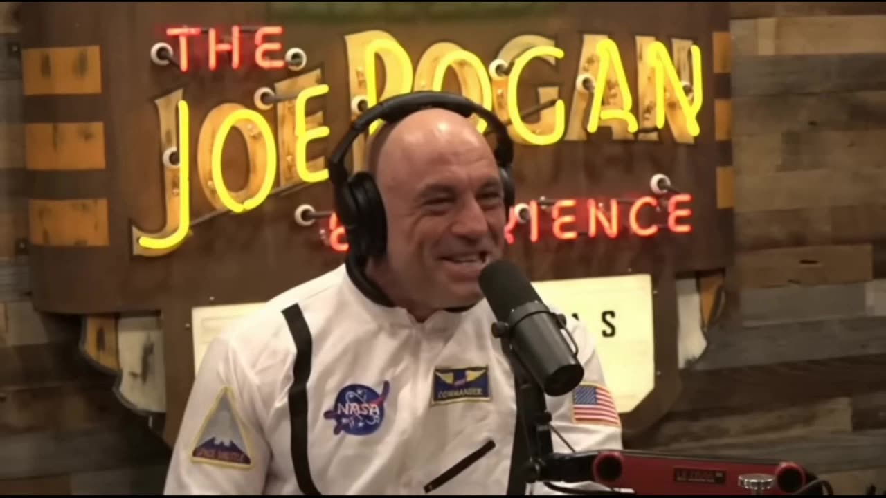 TRUMP: "That's When I Realized This Guy's a F*cking Idiot!" lol