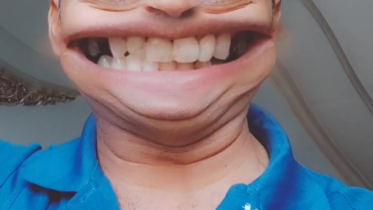 غضنفر میره توالت آب قطع بوده 🤣