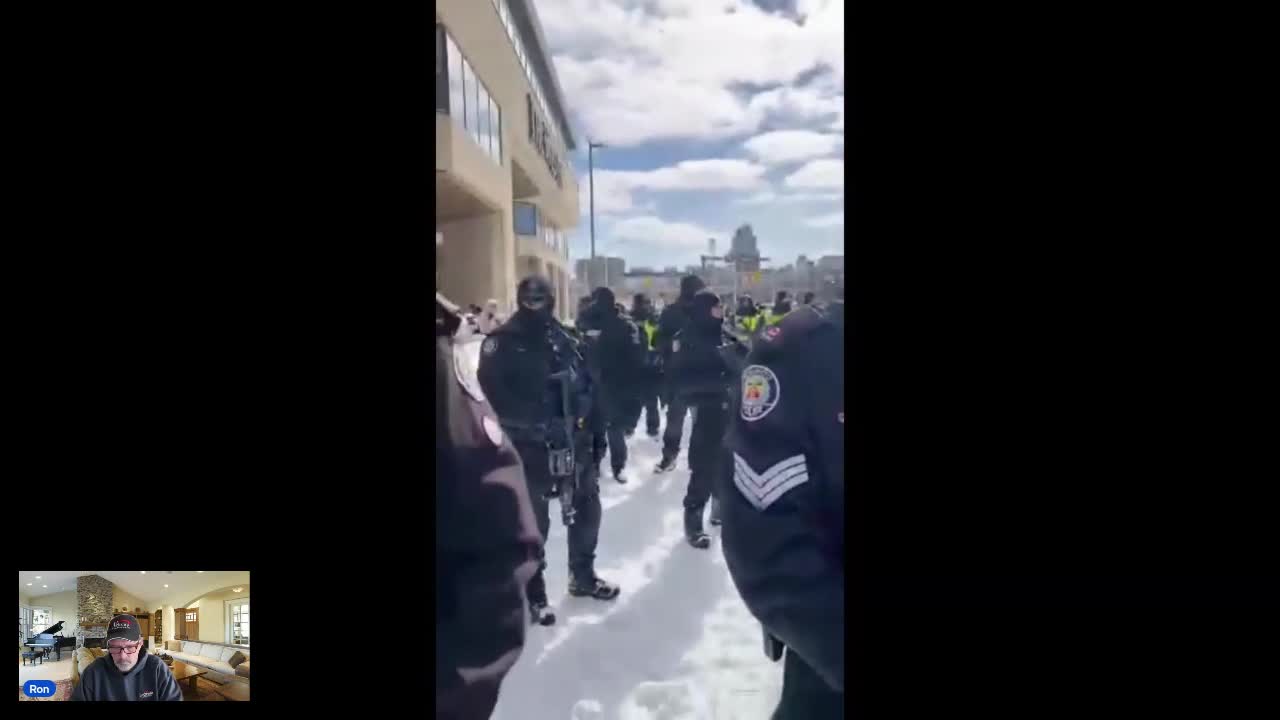 Police move in on Ottawa Protesters....