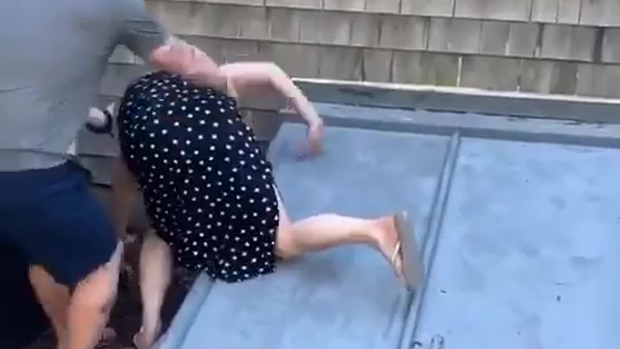 Skateboard Fail