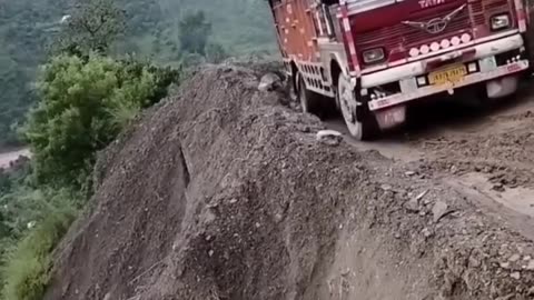 most dangerous road in world😳indian Driver