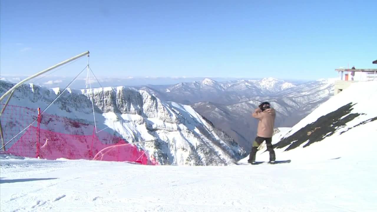 Olympics: Russians make most of new resort slopes ahead of Games