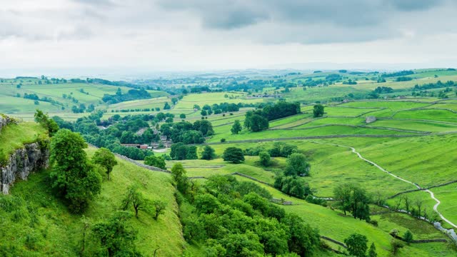 Is it time to leave the UN, WHO and WEF