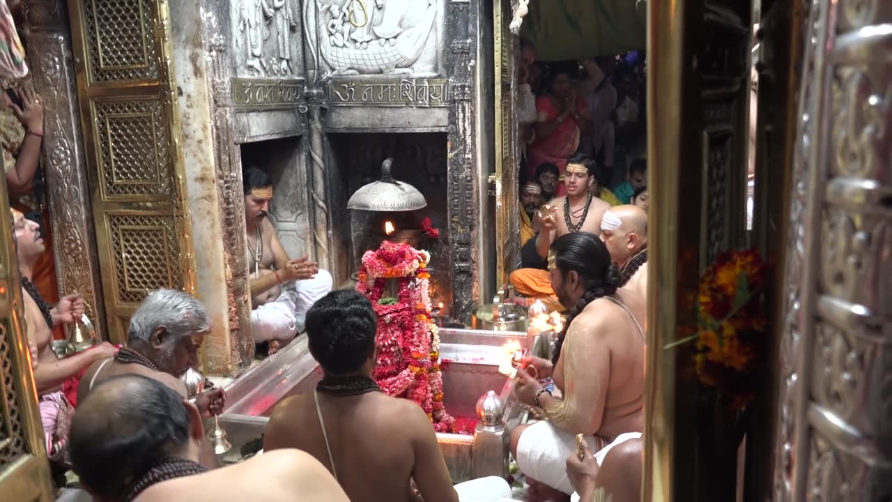 Kashi Vishwanath Darshan and Saptarishi Aarti