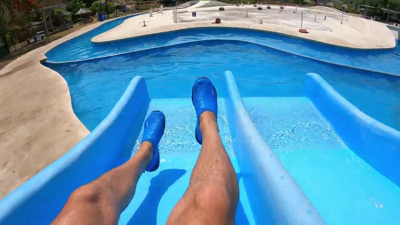 Kamikaze Water Slide at El Rollo Parque Acuático