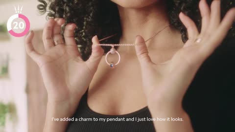 Picking party-ready jewellery (in under a minute)