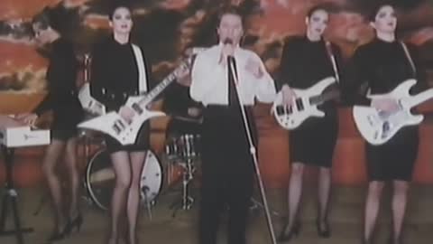 Robert_Palmer_Addicted_To_Love_1985