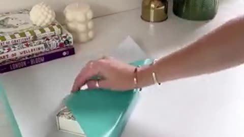 How to wrap a gift without tape | 5 min. Craft | Video 1