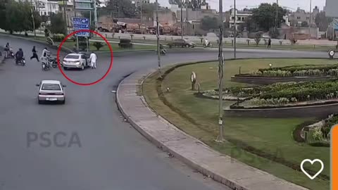 Be Aware of Reckless Drivers on the Road !!!