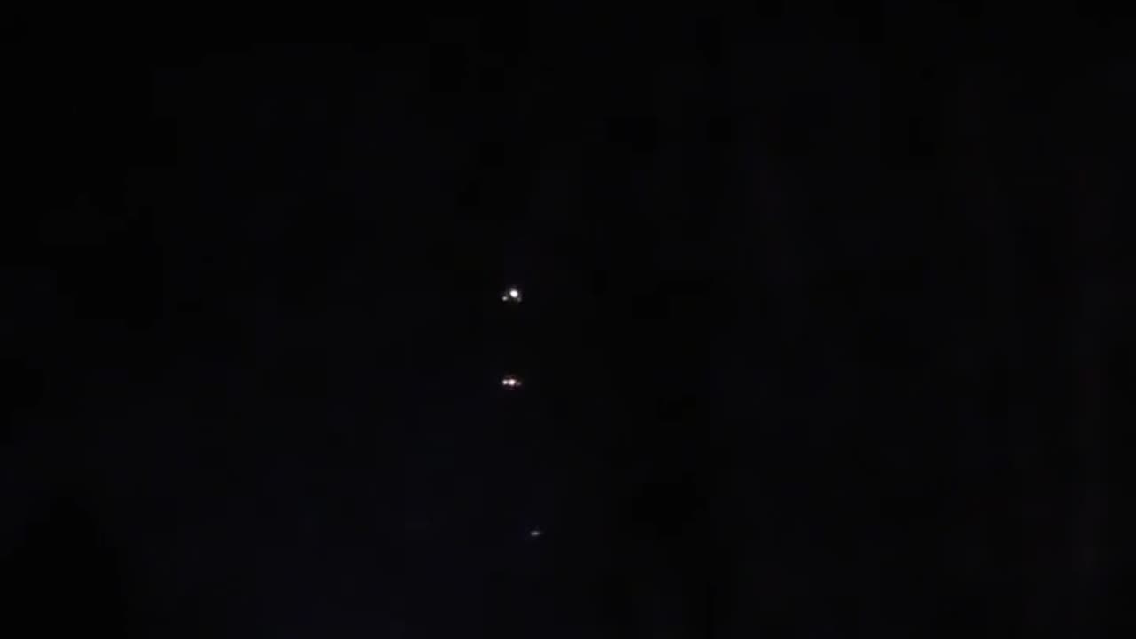 Took this video 12/11/2024 Warren County, NJ at 18:24 Ufo Sighting Uap Sighting