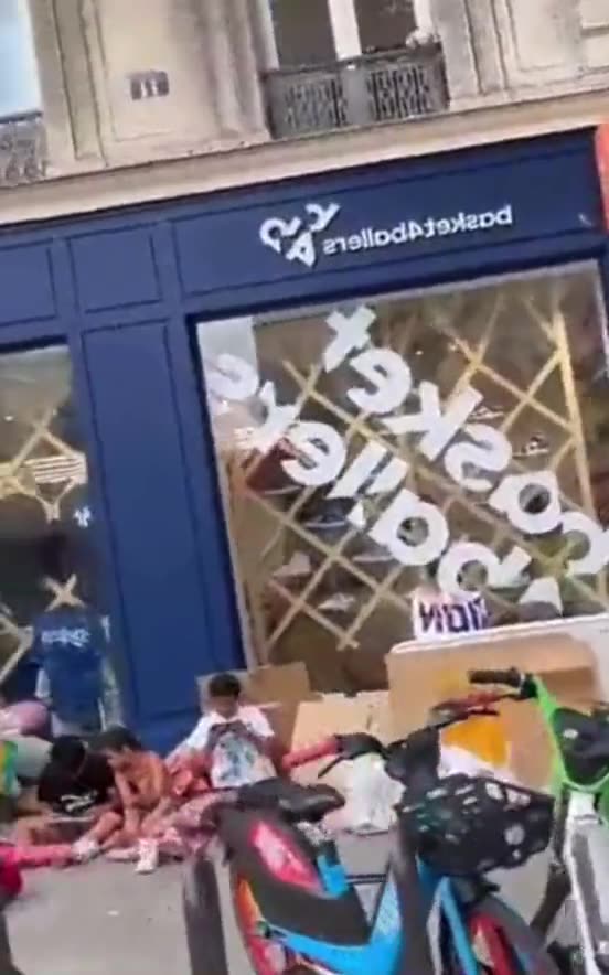 Paris From One of The Most Beautiful Cities is now a giant homeless camp