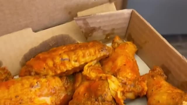 Pizza box full of wings 😩 #grubspot #chicken #wings #food #foodtiktok