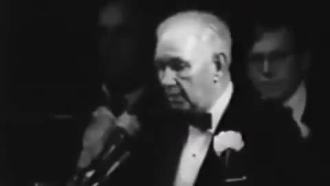 1958 DISCURA O PLANO PARA DESTRUIR A AMÉRICA