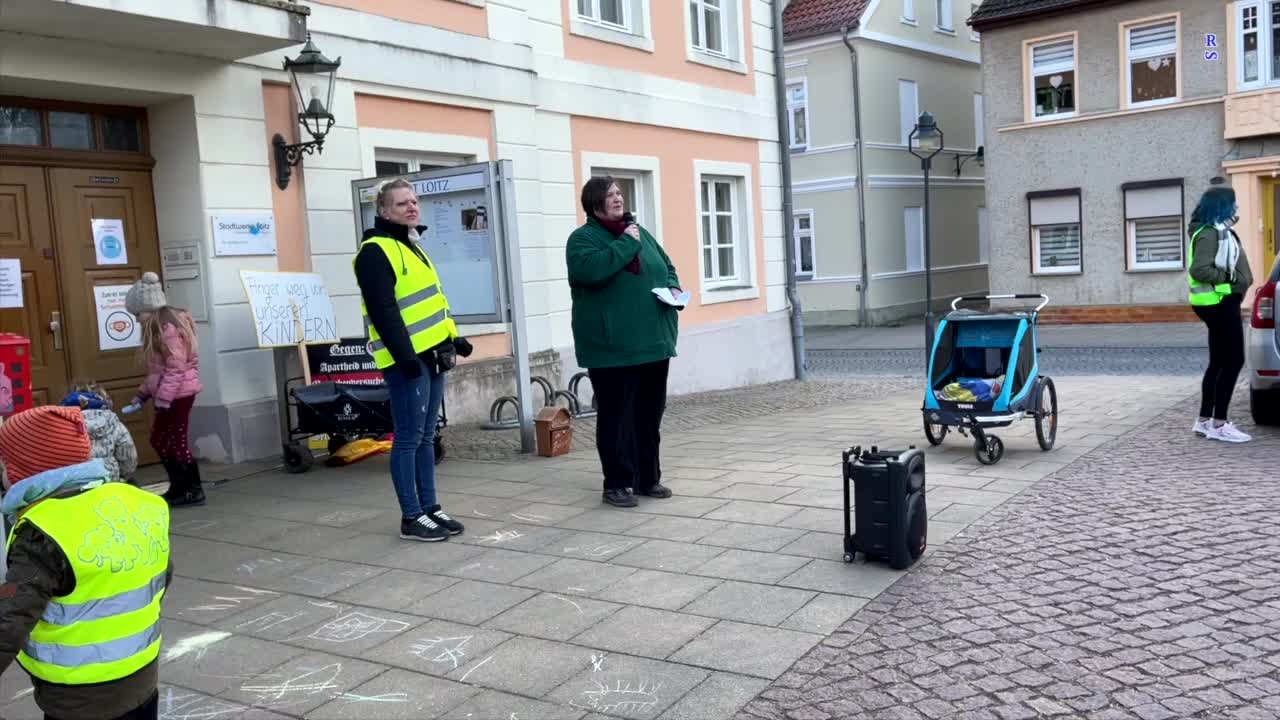 Loitz: Redebeitrag von Hanni 02-04-2022