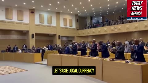Kenyan President urges all African nations to ditch the US dollar to huge applause!