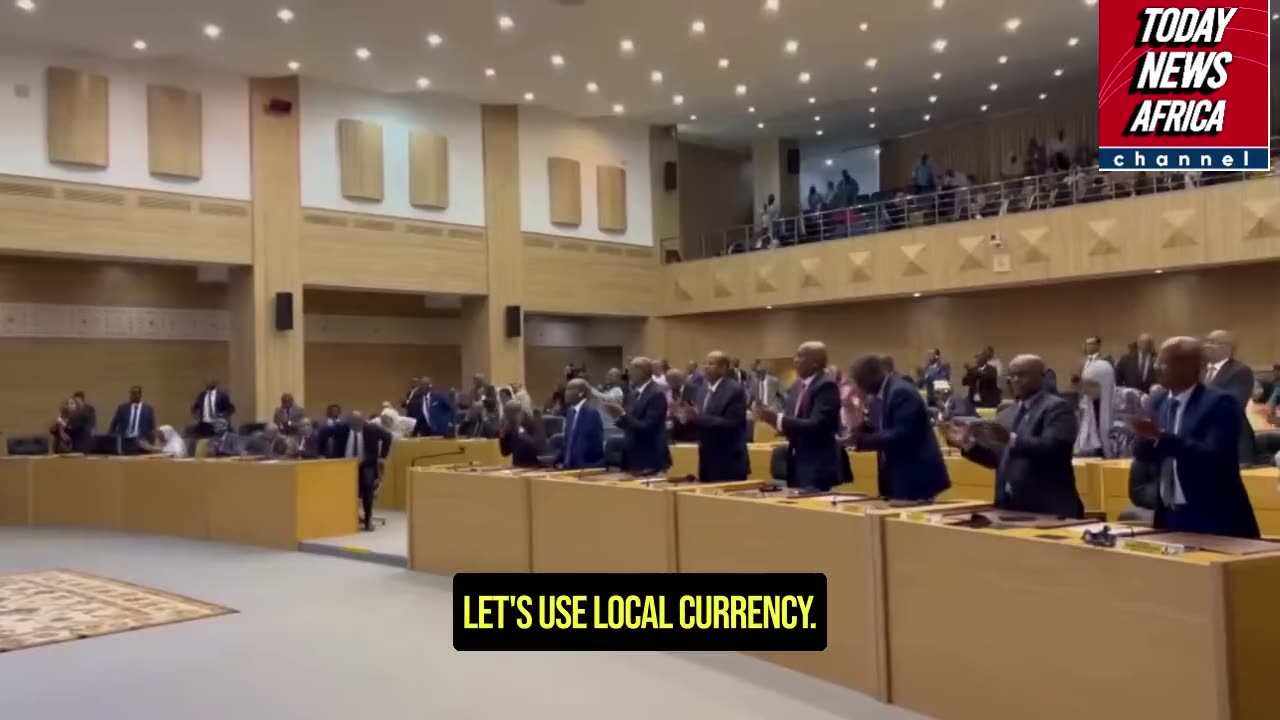 Kenyan President urges all African nations to ditch the US dollar to huge applause!