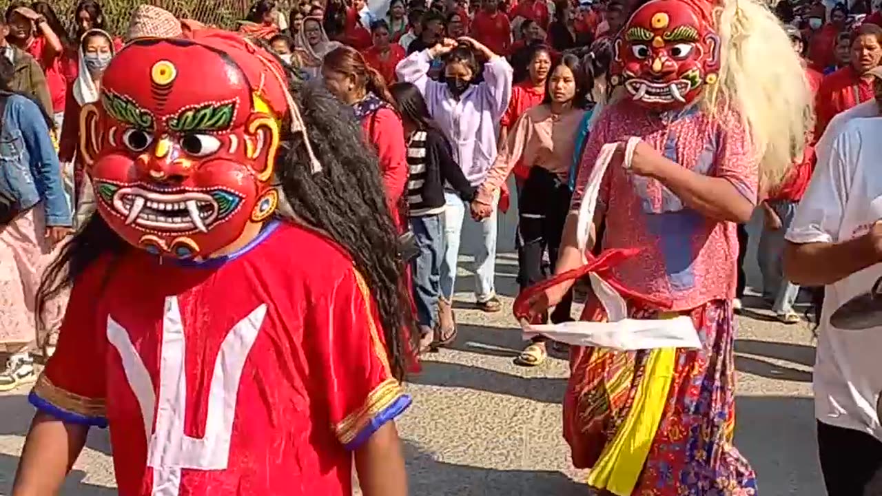 Boharatar Lakhe Dance, Lhuti Punhi