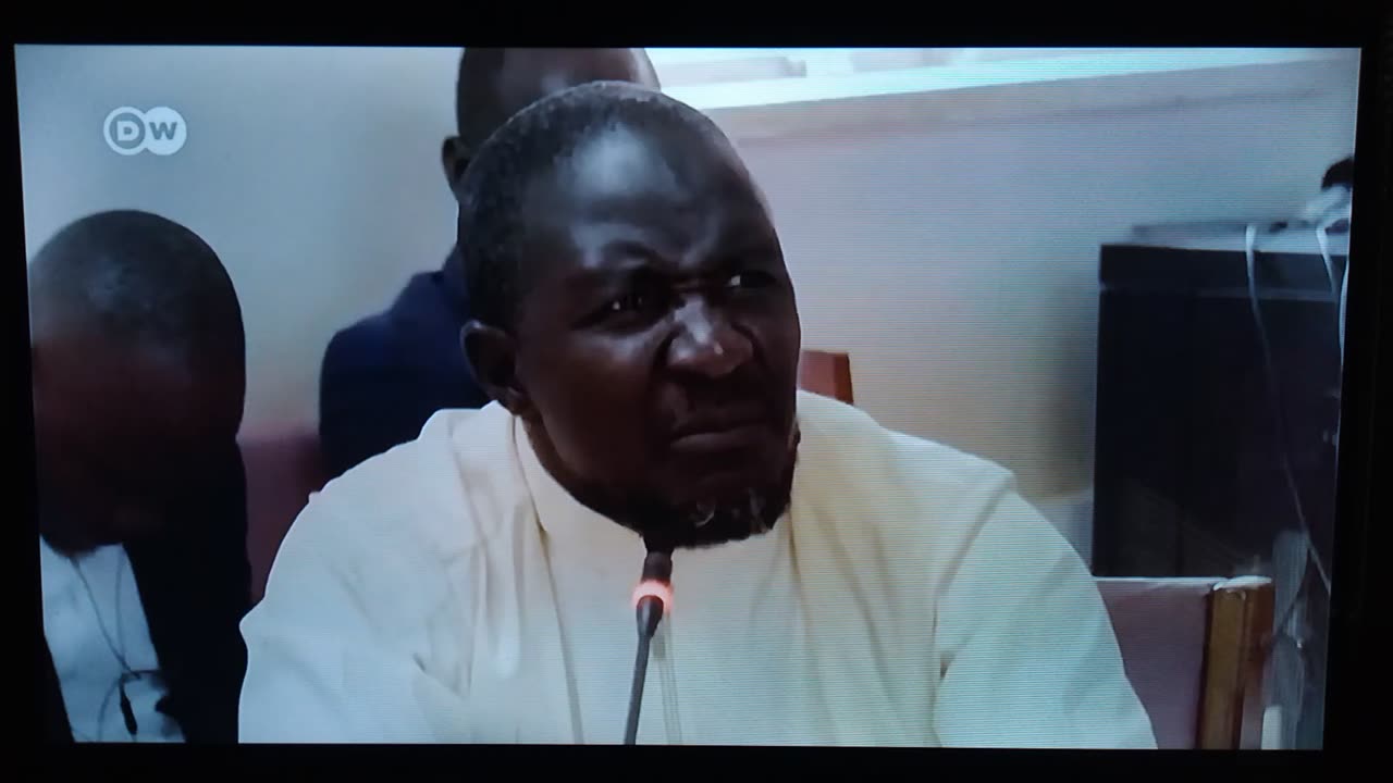 LET'S GIVE A ROUND OF APPLAUSE TO UGANDA 👏.- ENDURE THESE LAST DAYZ!...