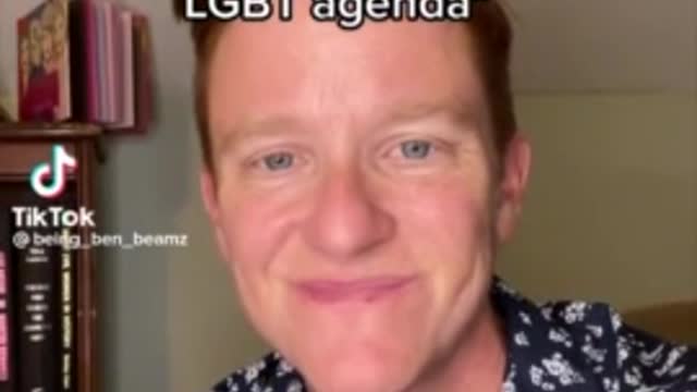 Teacher Reveals “Coming Out” Slideshow He Made for Students-OK Groomer