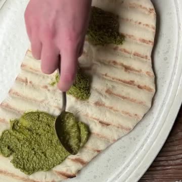 Grilled Peach and Burrata Flatbread