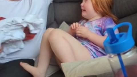 Little girl can't handle dad's lack of beard