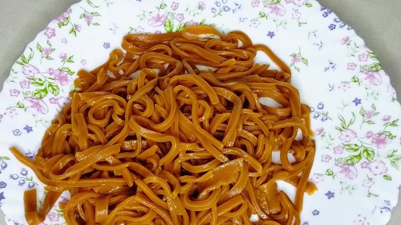 Making Noodles with BUDU (Malaysian Fermented Anchovy Sauce) Instead of Water