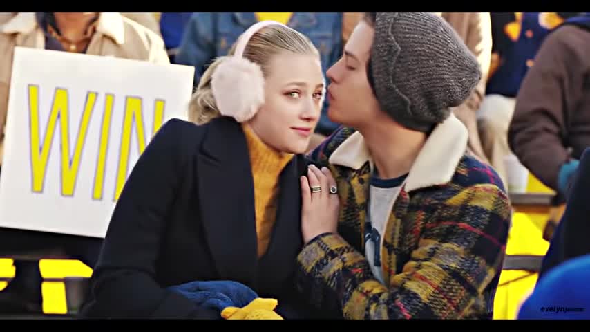 Betty & Jughead Lovely