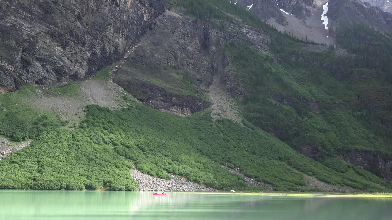 Lake Louise & Moraine Lake, Banff NP, Canada [Amazing Places 4K]-4