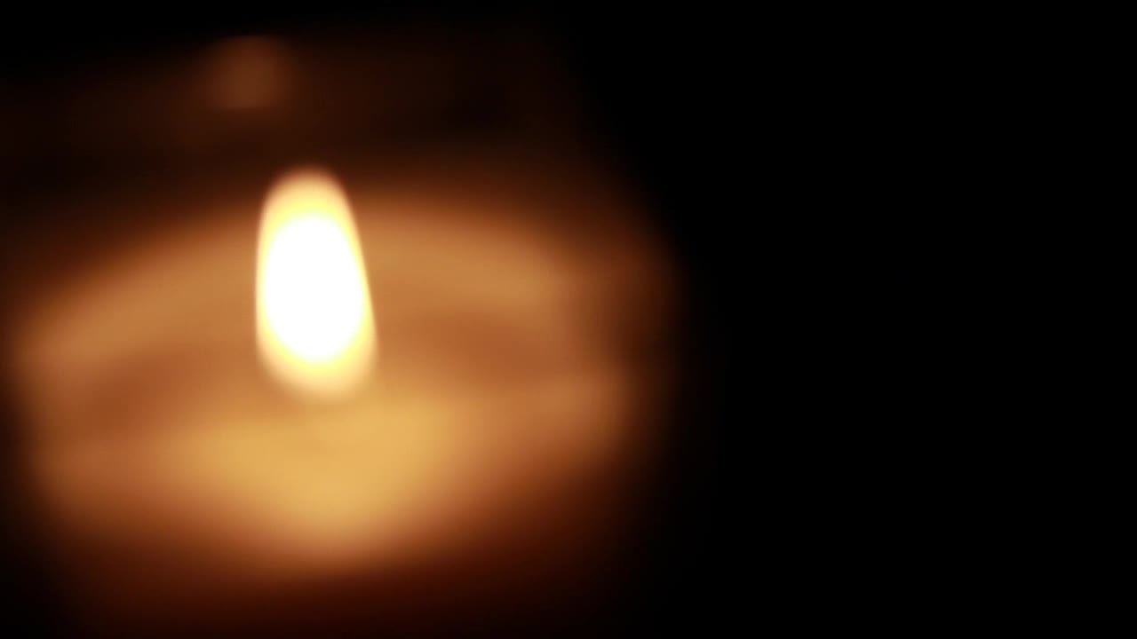 Candle Flickering Loop