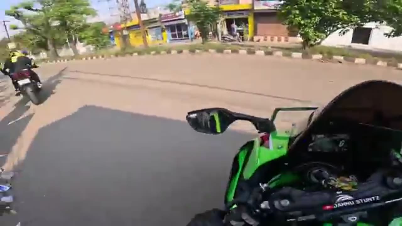 Crazy_Ride_🥵_||_500k_special_❤️_||_Tyre_Blast_💥_||@Motovloggerjannustunts_Training_back_workout