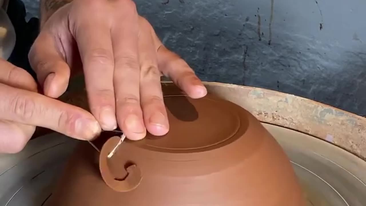 making ceramic bowls start to finish - pottery (#shorts)