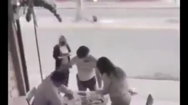 Μην υποτιμάτε κανέναν!