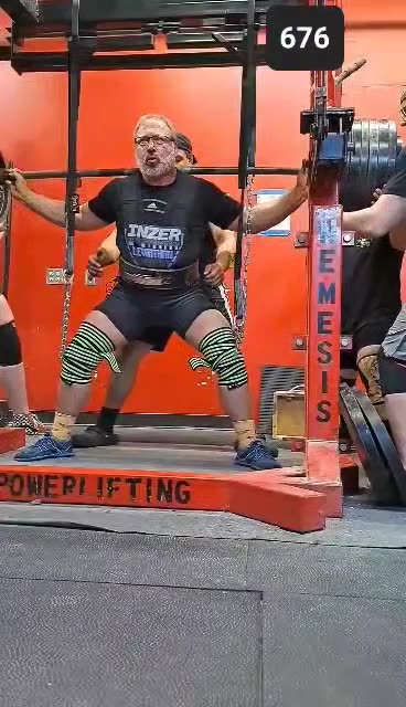 676 lb squat