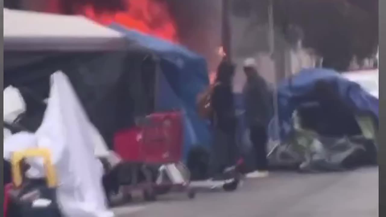 Los Angeles: Encampment fire just off Hollywood Blvd (walk of fame) on El Centro.