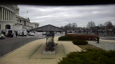 0675USCG00HousePlaza_2021-01-06_13h18min06s483ms.mp4