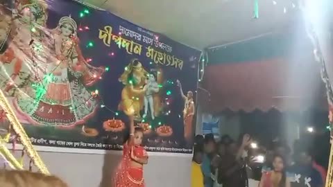 Cute baby dance