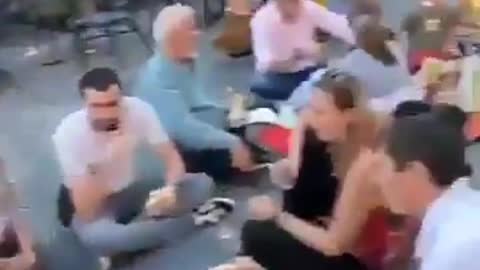 French Citizens protest & eat in front of "vaccinated only" bars and restaurants