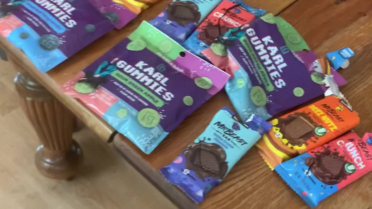 Prime vs Feastables (taste test)