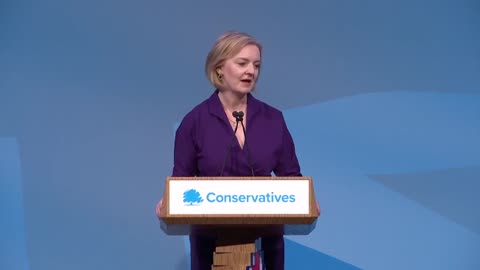 Liz Truss beats Rishi Sunak to be named as next UK prime minister