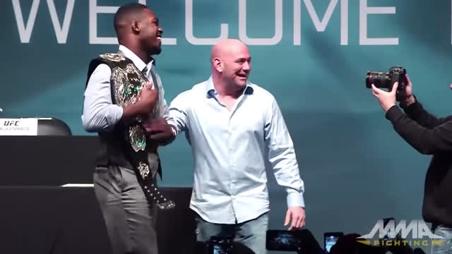 Jon Jones, Anthony Johnson Play Prank on Dana White